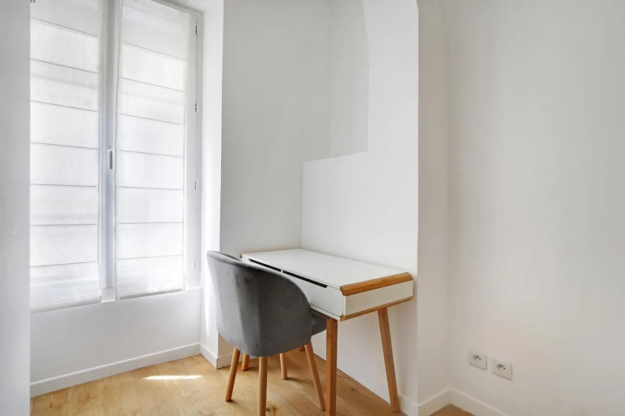 Pick A Flat'S Apartment In Batignolles - Rue Truffaut Paris