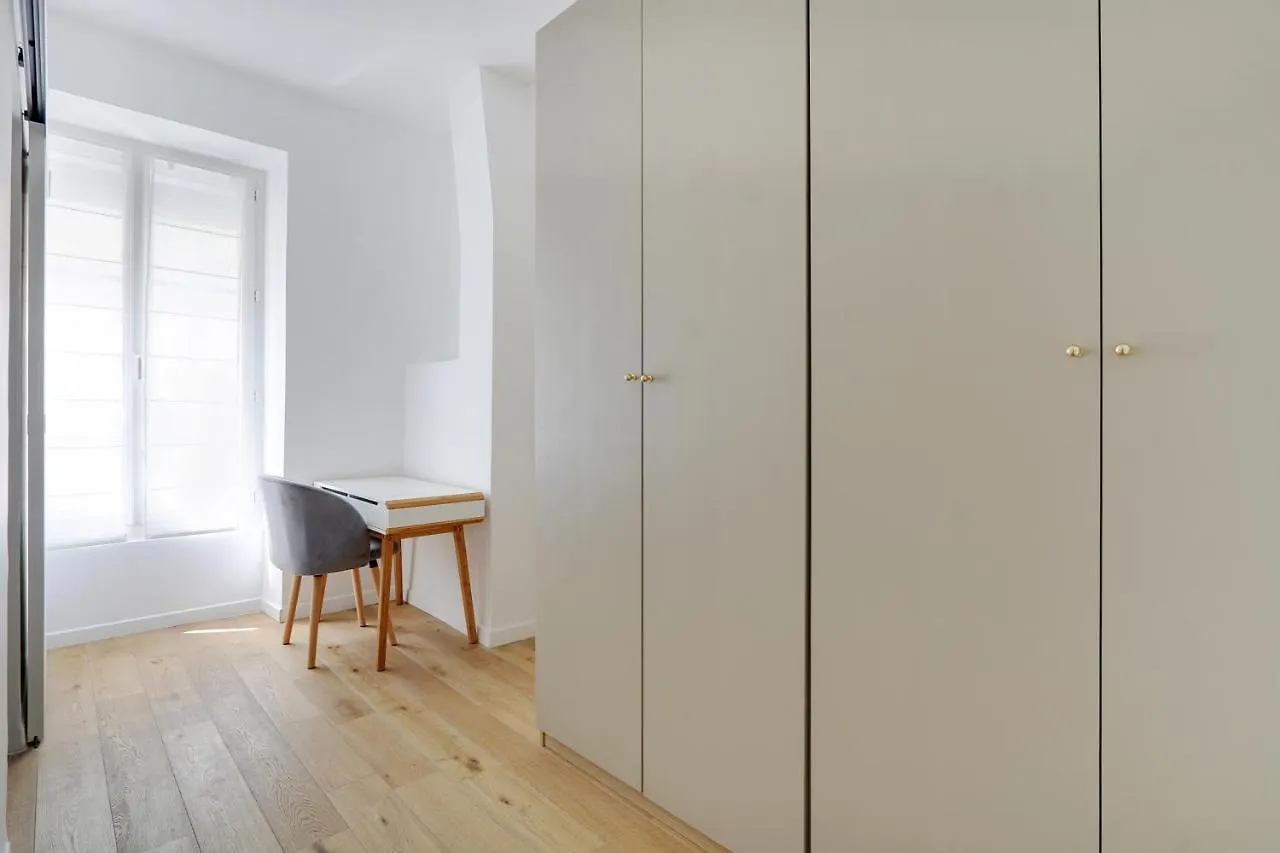 פריז Pick A Flat'S Apartment In Batignolles - Rue Truffaut